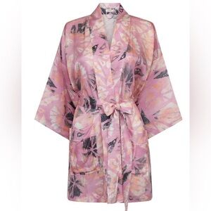 SPELL Marshmallow Kimono Short Sleeve Robe  Pink Size Small/Medium